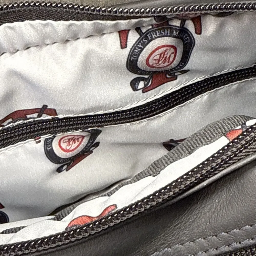 NWT Claire Chase Executive Dopp Kit Leather Travel Toiletry Bag Navy Org $149 - Picture 7 of 8